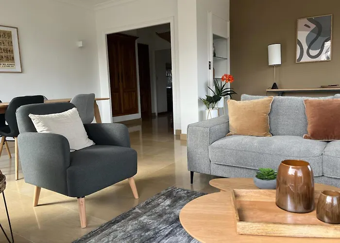 Tournette-Comfortable And Quiet Luxury Apartment