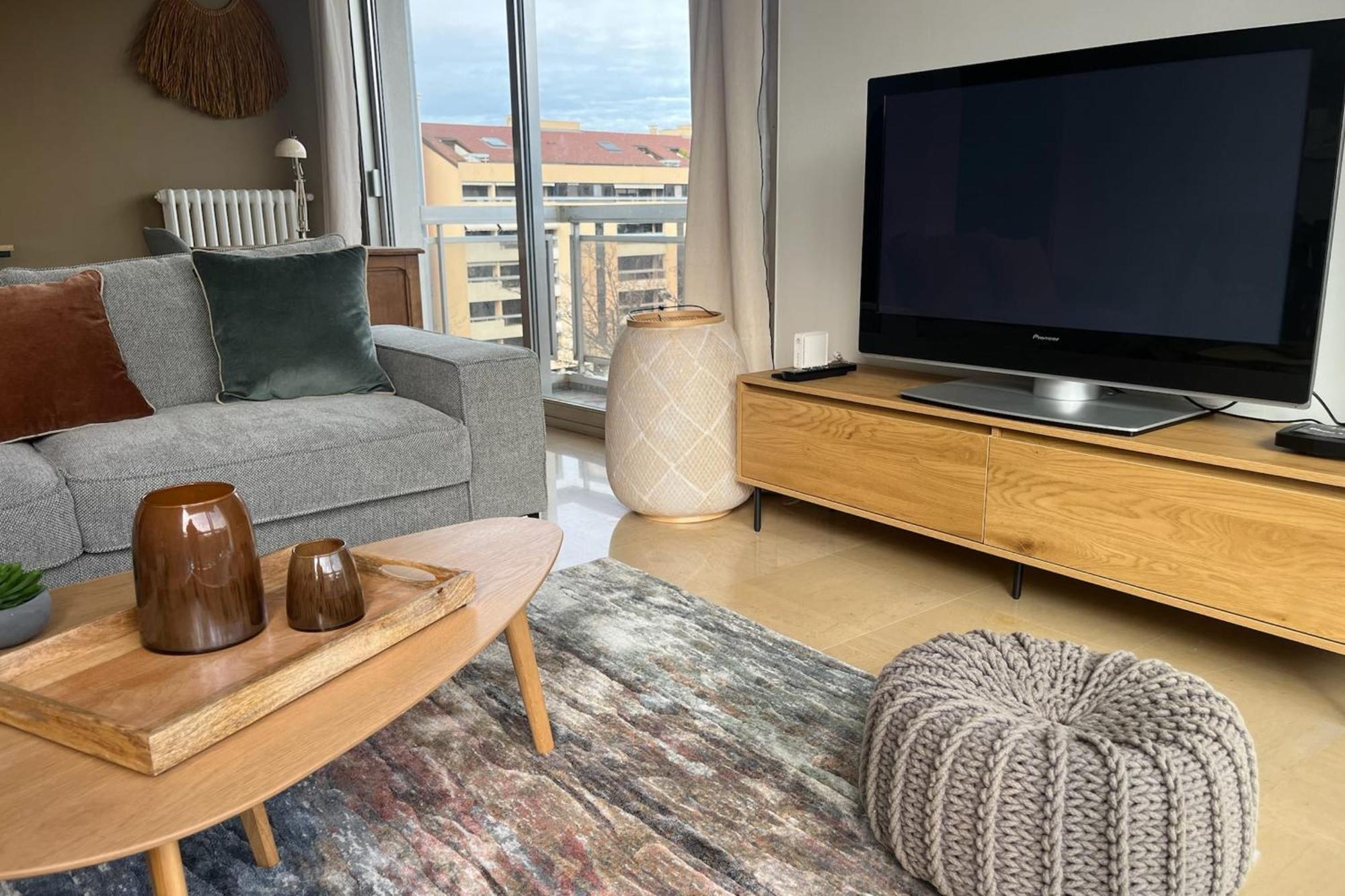 Tournette-comfortable And Quiet Luxury Appartement